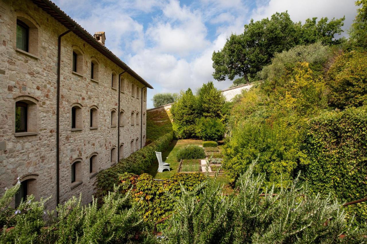 Park Hotel Ai Cappuccini Gubbio Eksteriør bilde