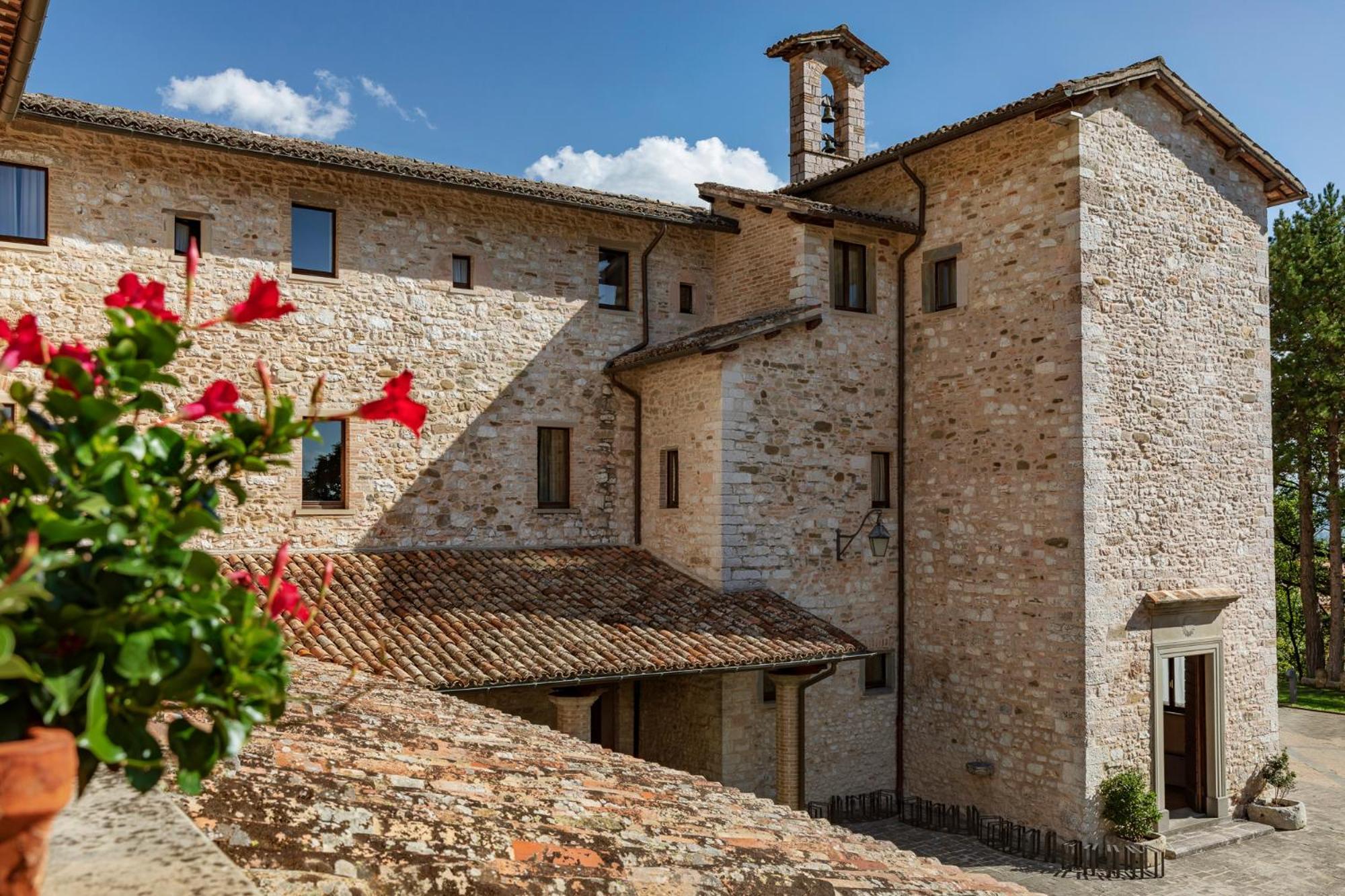 Park Hotel Ai Cappuccini Gubbio Eksteriør bilde